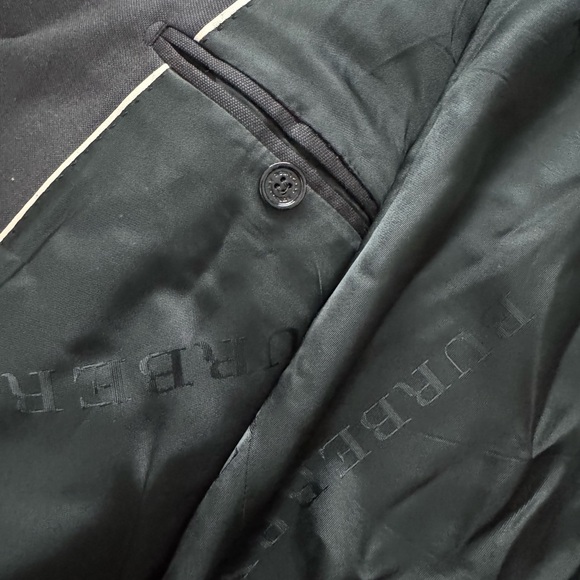 BURBERRY Single-Breasted Wool Blazer in Black - Picture 8 of 9